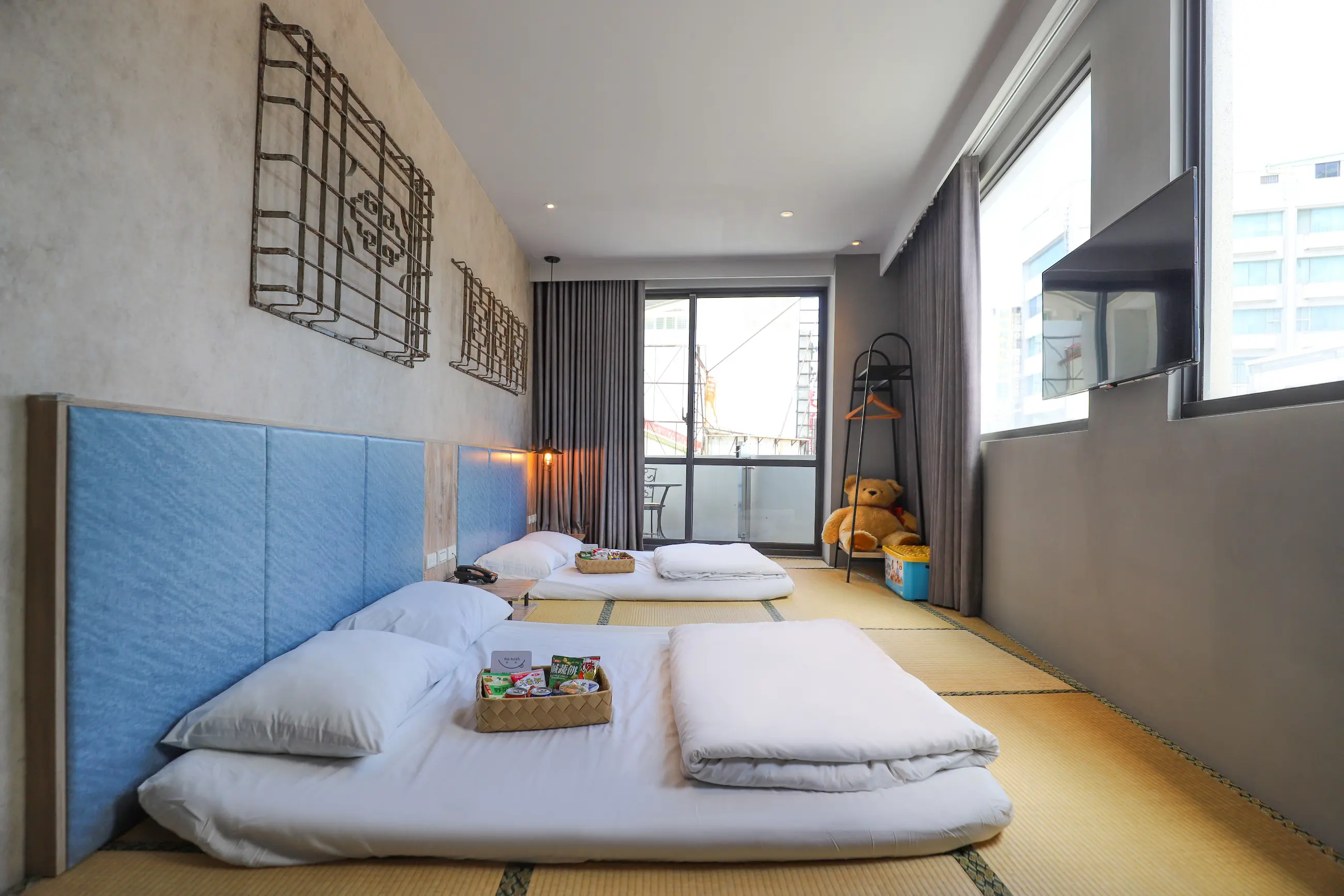 豪華四人房-附陽台